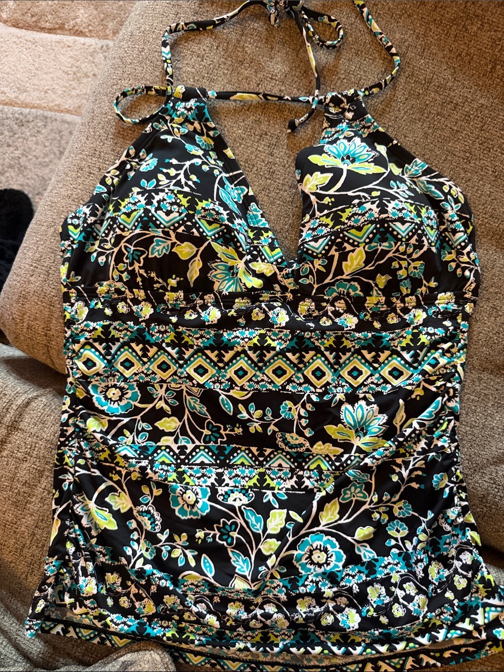 NWT Apt. 9 Tankini Halter top. Black Floral Print Bikini